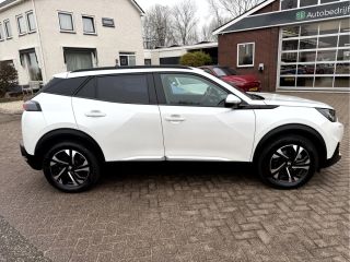 Peugeot e-2008 EV Allure Pack 50 kWh Camera, Carplay, Stoelverwarming