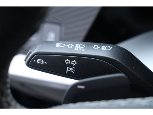 Audi A3 Sportback 30 TFSI 110PK S EDITION AUTOMAAT / NAVI / LEDER / CLIMA / FULL-LED / PDC / KEYLESS / 17... ActivLease financial lease