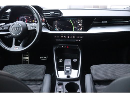 Audi A3 Sportback 30 TFSI 110PK S EDITION AUTOMAAT / NAVI / LEDER / CLIMA / FULL-LED / PDC / KEYLESS / 17... ActivLease financial lease