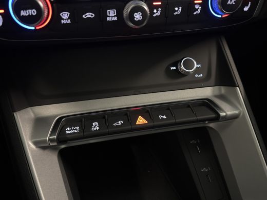 Audi Q3 45 TFSIe 245PK S-TRONIC S-LINE HYBRID CARPLAY/PDC/VIRTUAL ActivLease financial lease