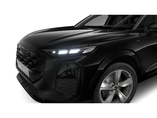 Audi Q3 S edition | Adaptive cruise control | Audi sound system | Cruise control ActivLease financial lease