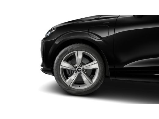 Audi Q3 S edition | Adaptive cruise control | Audi sound system | Cruise control ActivLease financial lease