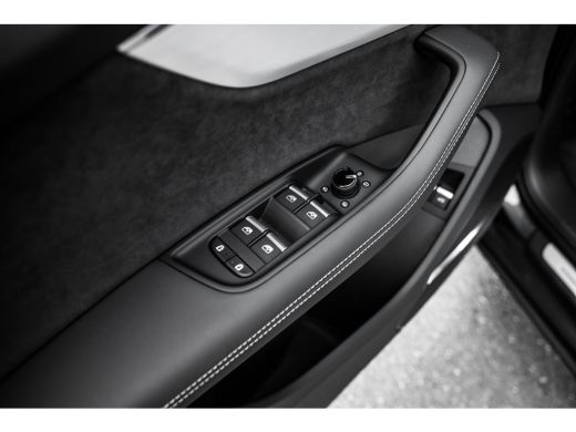 Audi Q7 Pro Line S | Achterbank plus | LED-koplampen | Optiekpakket zwart plus ActivLease financial lease