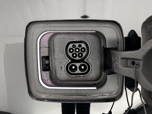 BMW i3 Basis 120Ah Sport 42 kWh [ 3-Fase-11kW ] {SOH-100%} (INCL-BTW) *HEATPUMP | FULL-LED | NAVI-FULLMA... ActivLease financial lease