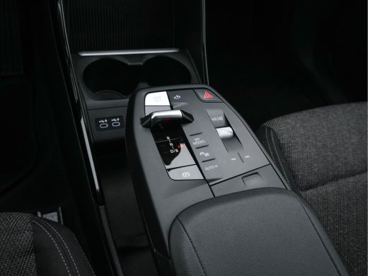 BMW iX1 xDrive30 Launch Edition 67 kWh [ 3-Fase-11kW ] {SOH-100%} (INCL-BTW) Aut. *FULL-LED | DIGI-COCKPI... ActivLease financial lease