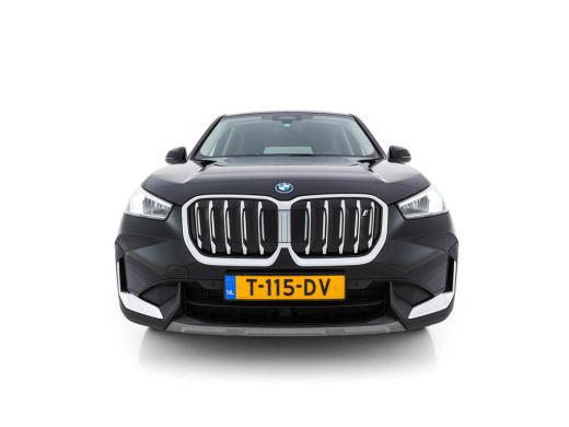 BMW iX1 xDrive30 Launch Edition 67 kWh [ 3-Fase-11kW ] {SOH-100%} (INCL-BTW) Aut. *FULL-LED | DIGI-COCKPI... ActivLease financial lease