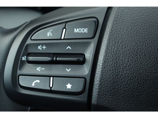 Hyundai i10 1.0 Comfort Smart | Camera | Navigatie | CarPlay | Cruise C. | Airco | DAB+ | Mistlampen | Camera... ActivLease financial lease