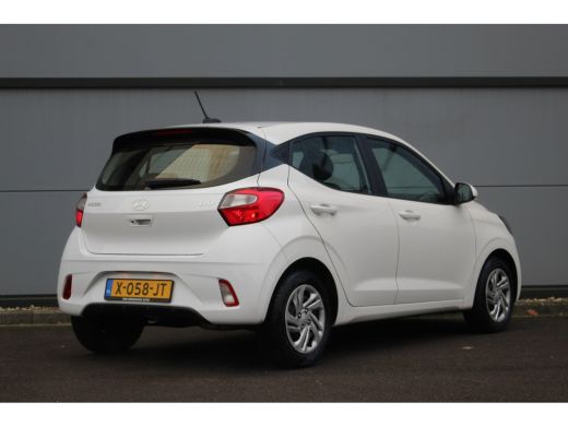 Hyundai i10 1.0 Comfort Smart | Camera | Navigatie | CarPlay | Cruise C. | Airco | DAB+ | Mistlampen | Camera... ActivLease financial lease