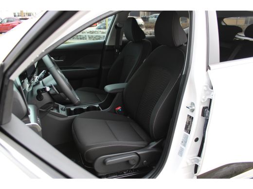 Hyundai Kona Comfort Smart + WVB 65.4 kWh MY25 | &euro;4000,- korting !! | ActivLease financial lease