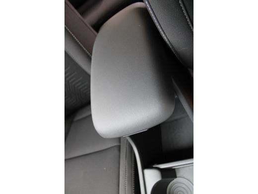 Hyundai Kona Comfort Smart + WVB 65.4 kWh MY25 | &euro;4000,- korting !! | ActivLease financial lease