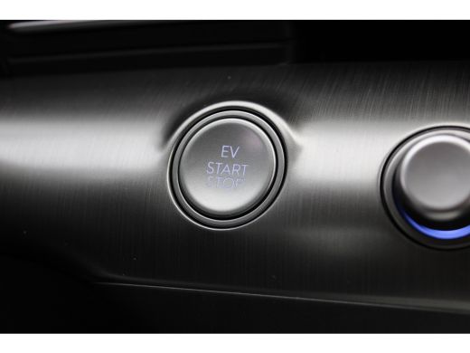 Hyundai Kona Comfort Smart + WVB 65.4 kWh MY25 | &euro;4000,- korting !! | ActivLease financial lease