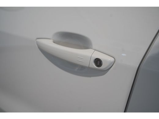 Jeep Avenger Summit 54 kWh | Warmtepomp | Navigatie | Camera | Apple Carplay & Android Auto | Stoel verwarming... ActivLease financial lease