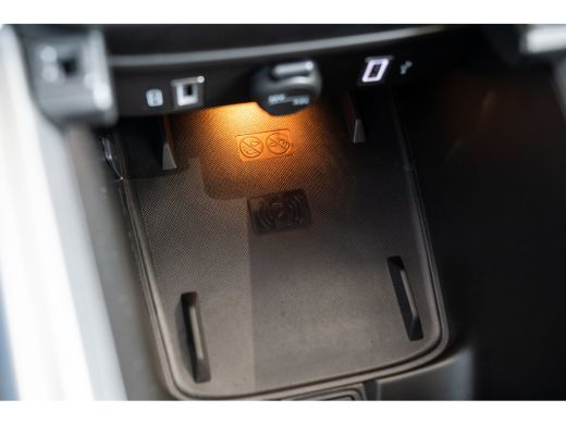 Jeep Avenger Summit 54 kWh | Warmtepomp | Navigatie | Camera | Apple Carplay & Android Auto | Stoel verwarming... ActivLease financial lease