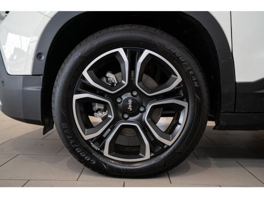 Jeep Avenger Summit 54 kWh | Warmtepomp | Navigatie | Camera | Apple Carplay & Android Auto | Stoel verwarming... ActivLease financial lease