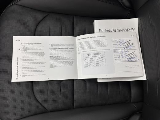 Kia Niro 1.6 GDi Hybrid Dynamic Plus Line HEV (INCL-BTW) Aut. *PANO | LEATHER | DIGI-COCKPIT | NAVI-FULLMA... ActivLease financial lease