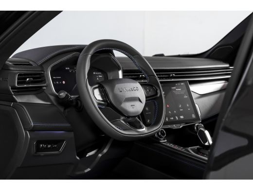 Lynk & Co 01 1.5 PHEV 261PK MY23 | Donkere hemel | 360 Camera | 7.4 kWh Boordlader | S/K-panodak | Adapt. Crui... ActivLease financial lease