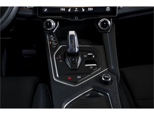 Lynk & Co 01 1.5 PHEV 261PK MY23 | Donkere hemel | 360 Camera | 7.4 kWh Boordlader | S/K-panodak | Adapt. Crui... ActivLease financial lease