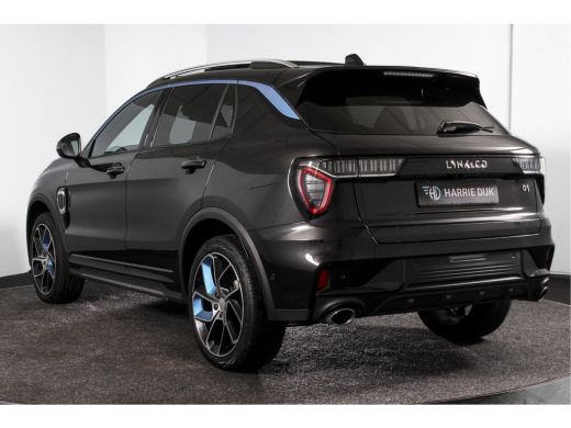 Lynk & Co 01 1.5 PHEV 261PK MY23 | Afn. Trekhaak | Donkere hemel | 360 Camera | 7.4 kWh Boordlader | S/K-panod... ActivLease financial lease