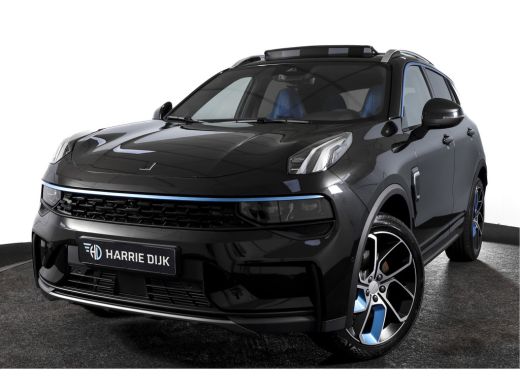 Lynk & Co 01 1.5 PHEV 261PK MY23 | Donkere hemel | 360 Camera | 7.4 kWh Boordlader | S/K-panodak | Adapt. Crui... ActivLease financial lease