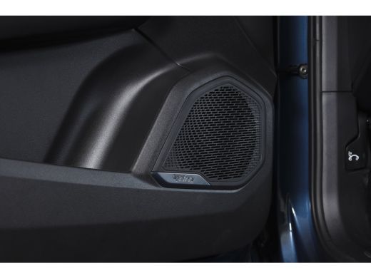 Lynk & Co 01 1.5 PHEV 261PK MY23 | Blackpakket | Donkere hemel | 360 Camera | 7.4 kWh boordlader | S/K-panodak... ActivLease financial lease