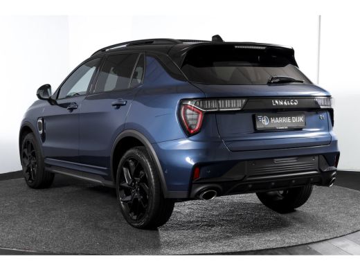 Lynk & Co 01 1.5 PHEV 261PK MY23 | Blackpakket | Donkere hemel | 360 Camera | 7.4 kWh boordlader | S/K-panodak... ActivLease financial lease