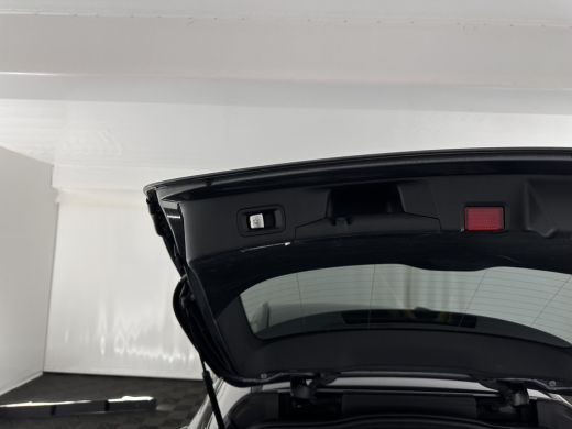 Mercedes-Benz C-Klasse Estate 300 e AMG Limited Business Solution ( Plug-in ) (INCL-BTW) Aut. *LEATHER-ALCANTARA | FULL-... ActivLease financial lease