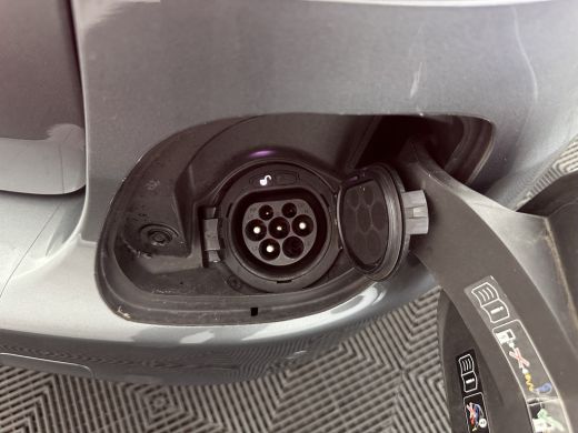 Mercedes-Benz C-Klasse Estate 300 e AMG Limited Business Solution ( Plug-in ) (INCL-BTW) Aut. *LEATHER-ALCANTARA | FULL-... ActivLease financial lease