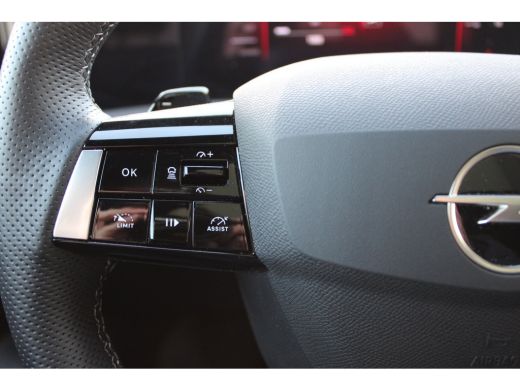 Opel Astra 1.2 Turbo Hybrid Ultimate AUTOMAAT / Navigatie / 360 Camera / Stuur -en Stoelverwarmd / Panorama ... ActivLease financial lease