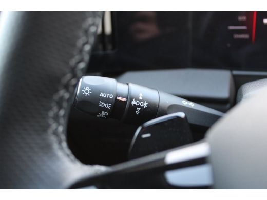 Opel Astra 1.2 Turbo Hybrid Ultimate AUTOMAAT / Navigatie / 360 Camera / Stuur -en Stoelverwarmd / Panorama ... ActivLease financial lease