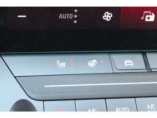 Opel Astra 1.2 Turbo Hybrid Ultimate AUTOMAAT / Navigatie / 360 Camera / Stuur -en Stoelverwarmd / Panorama ... ActivLease financial lease