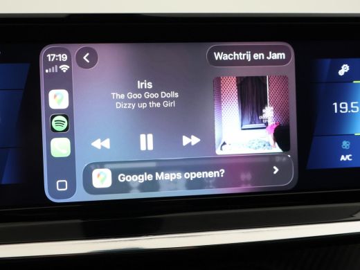 Peugeot e-2008 EV GT 50 kWh + LEDER | SCHUIFDAK | CAMERA | ADAPTIVE CRUISE | STOELVERW. | SFEERVERL. ActivLease financial lease