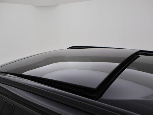 Peugeot e-2008 EV GT 50 kWh + LEDER | SCHUIFDAK | CAMERA | ADAPTIVE CRUISE | STOELVERW. | SFEERVERL. ActivLease financial lease