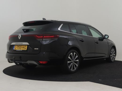 Renault M&eacute;gane Estate Estate 1.3 TCe R.S. Line 157pk | Trekhaak | Head up display | Bose audio | Navigatie | Stoelverwa... ActivLease financial lease