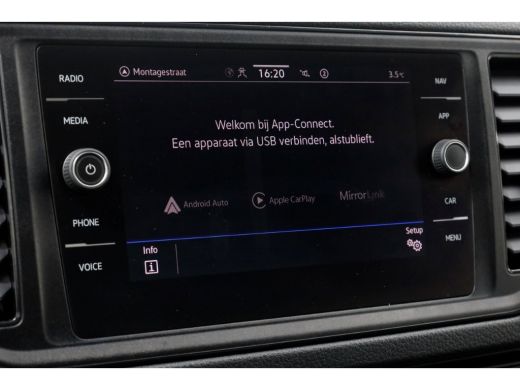 Volkswagen Crafter 35 2.0 TDI 140pk Bakwagen met laadklep en zijdeur 10-2021 ActivLease financial lease