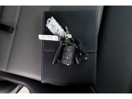 Volkswagen Crafter 35 2.0 TDI 140pk Bakwagen met laadklep en zijdeur 10-2021 ActivLease financial lease