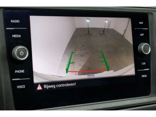 Volkswagen Crafter 35 2.0 TDI 140pk Bakwagen met laadklep en zijdeur 12-2021 ActivLease financial lease