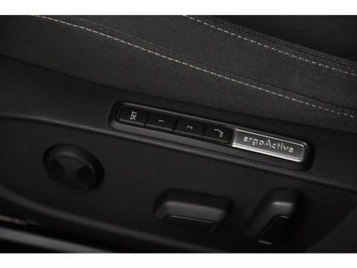 Volkswagen Golf VIII 1.4 eHybrid *1ste eigenaar*Panoramadak*Massage*Leer* ActivLease financial lease