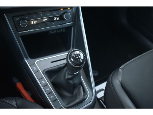 Volkswagen Polo 1.0 TSI Highline Business R | R-Line | CarPlay | Half Leer | Climate | ACC ActivLease financial lease