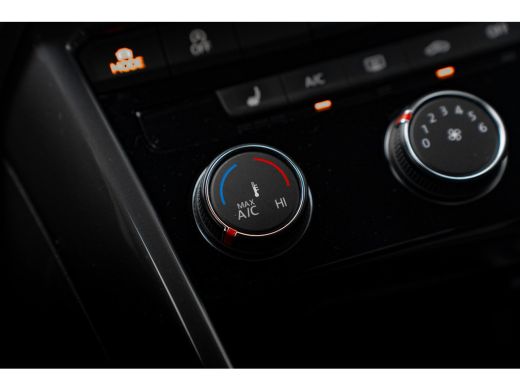 Volkswagen T-Roc 1.5 TSI Sport DSG | Camera | Elektr. A.klep | Navi | ActivLease financial lease