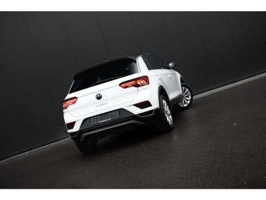 Volkswagen T-Roc 1.5 TSI Sport DSG | Camera | Elektr. A.klep | Navi | ActivLease financial lease