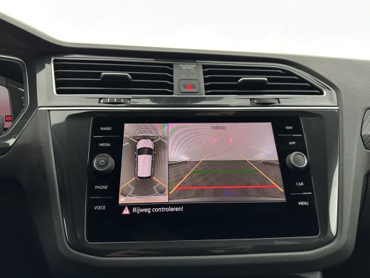 Volkswagen Tiguan 1.4 TSI eHybrid R-Line Business (INCL.BTW) *HEAD-UP | FULL-LED | ADAPTIVE-CRUISE | TOP-VIEW | KEY... ActivLease financial lease