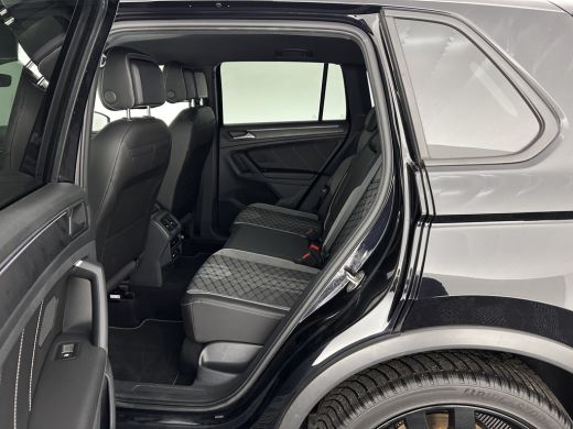 Volkswagen Tiguan 1.4 TSI eHybrid R-Line Business (INCL.BTW) *HEAD-UP | FULL-LED | ADAPTIVE-CRUISE | TOP-VIEW | KEY... ActivLease financial lease