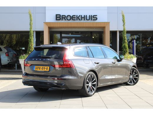 Volvo  V60 T6 AWD Plus Dark trekhaak |  360 camera | Stoel + Stuurverwarming | Harman Kardon | ActivLease financial lease