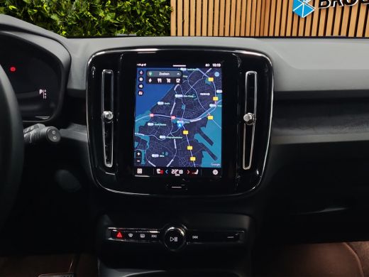 Volvo  XC40 Recharge Core | Trekhaak | Camera | Stuur/stoelverwarming ActivLease financial lease