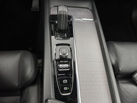 Volvo  XC60 2.0 B5 Business Pro R-Design (INCL.BTW) Aut. *PANO | LUXURY-LEATHER | FULL-LEATHER | MEMORY-PACK ... ActivLease financial lease