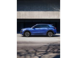Volkswagen T-Roc Life First Edition Inclusief &euro;2000,- inruilvoordeel| 'App-Connect' draadloze smartphone integrati...