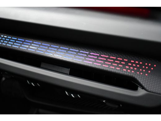 BMW 1 Serie 120 M-Sport int+ext ACC DA-Plus Camera Shadowline 18inch ActivLease financial lease