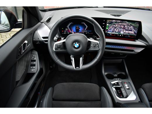 BMW 1 Serie 120 M-Sport int+ext ACC DA-Plus Camera Shadowline 18inch ActivLease financial lease