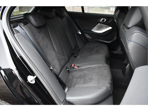 BMW 1 Serie 120 M-Sport int+ext ACC DA-Plus Camera Shadowline 18inch ActivLease financial lease