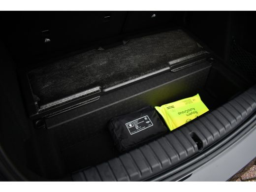 BMW 1 Serie 120 M-Sport int+ext ACC DA-Plus Camera Shadowline 18inch ActivLease financial lease